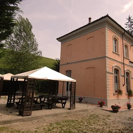 Del Barbaresco Farm stay Alba (Piedmont)