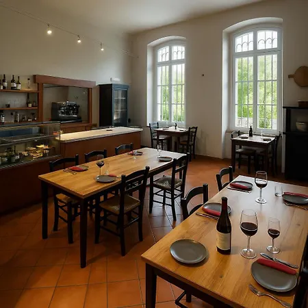 Del Barbaresco Agroturismo *